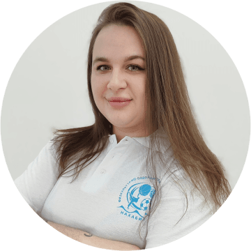 СЕМЕНОВА ЕЛИЗАВЕТА СЕРГЕЕВНА, Тренер по плаванию